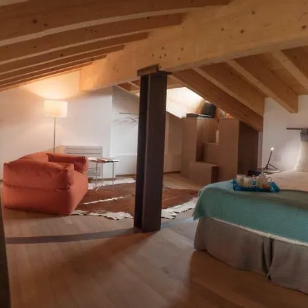 Altana Apartment